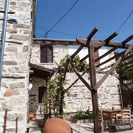 San Lorenzo - παραδοσιακά πέτρινα - άγιος λαυρέντιος πηλίου * Agios Lavrentios