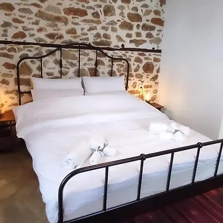 San Lorenzo - παραδοσιακά πέτρινα Apartament *