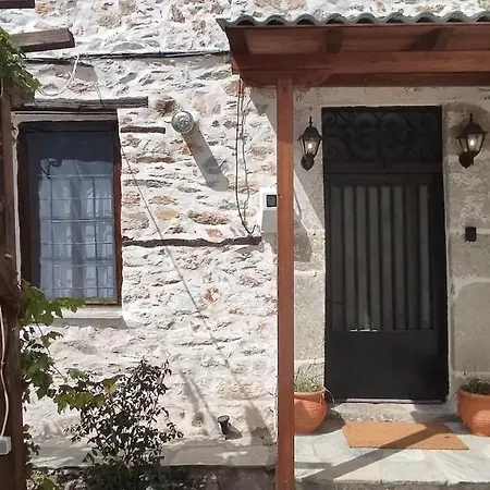 Apartament San Lorenzo - παραδοσιακά πέτρινα - άγιος λαυρέντιος πηλίου Agios Lavrentios