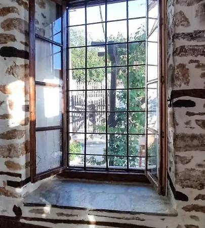 San Lorenzo - παραδοσιακά πέτρινα - άγιος λαυρέντιος πηλίου Διαμέρισμα Agios Lavrentios