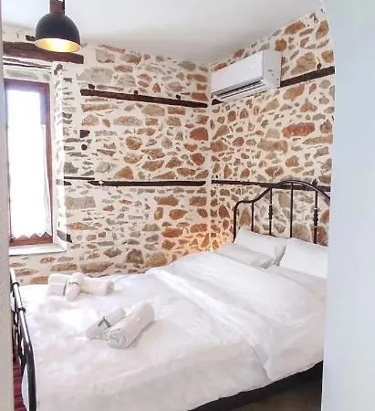 Apartament San Lorenzo - παραδοσιακά πέτρινα Agios Lavrentios