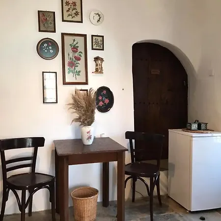 San Lorenzo - παραδοσιακά πέτρινα - άγιος λαυρέντιος πηλίου Agios Lavrentios