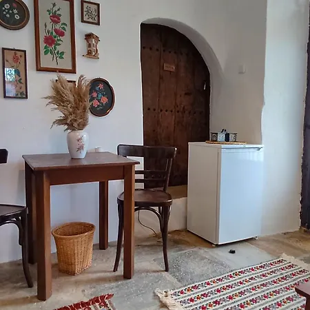 San Lorenzo - παραδοσιακά πέτρινα - άγιος λαυρέντιος πηλίου * Agios Lavrentios