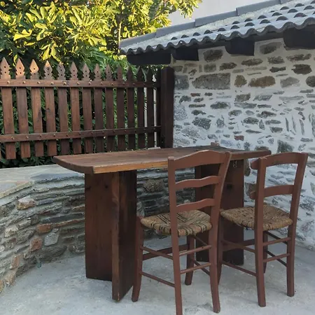 San Lorenzo - παραδοσιακά πέτρινα - άγιος λαυρέντιος πηλίου *