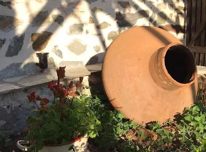 San Lorenzo - παραδοσιακά πέτρινα - άγιος λαυρέντιος πηλίου