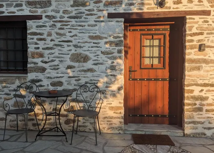 San Lorenzo - παραδοσιακά πέτρινα - άγιος λαυρέντιος πηλίου * Agios Lavrentios