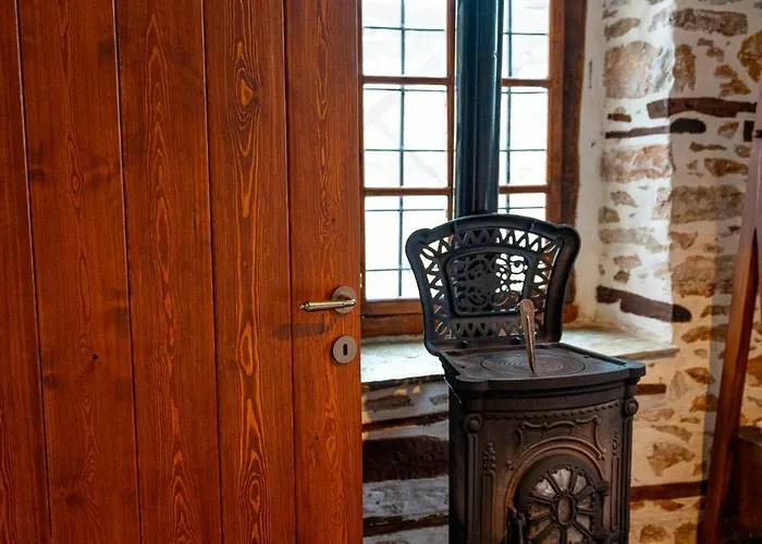 San Lorenzo - παραδοσιακά πέτρινα - άγιος λαυρέντιος πηλίου شقة